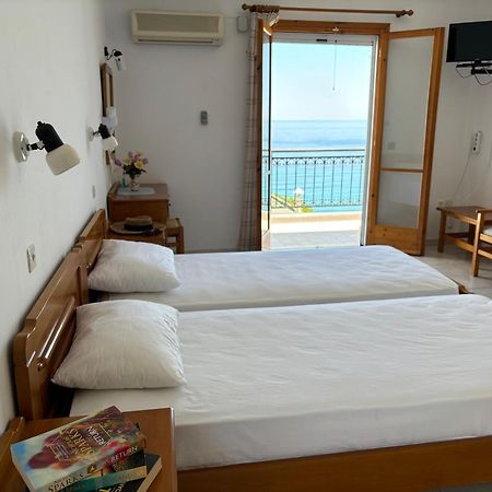 Friderica House Hotell Poros  Exteriör bild