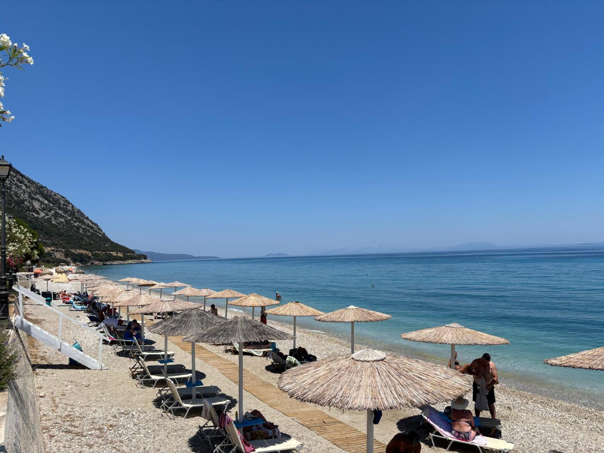 Friderica House Hotell Poros  Exteriör bild