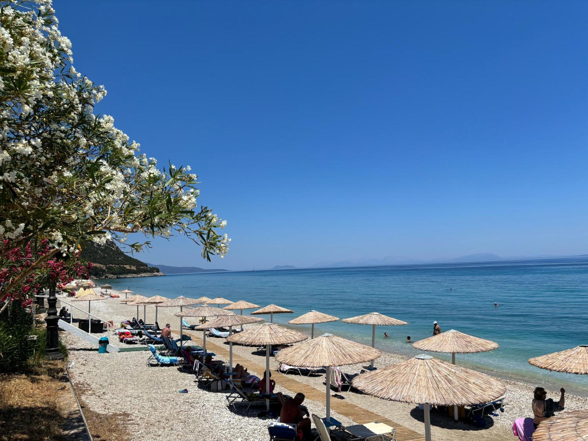 Friderica House Hotell Poros  Exteriör bild